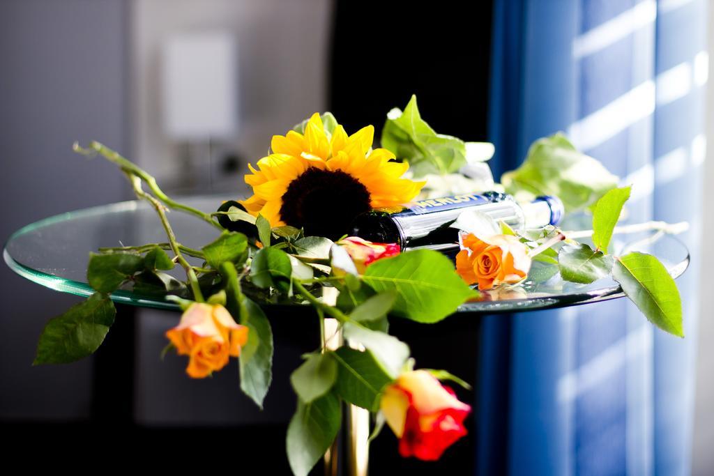 Hotel Ambassador-Berlin Gruenau Kültér fotó