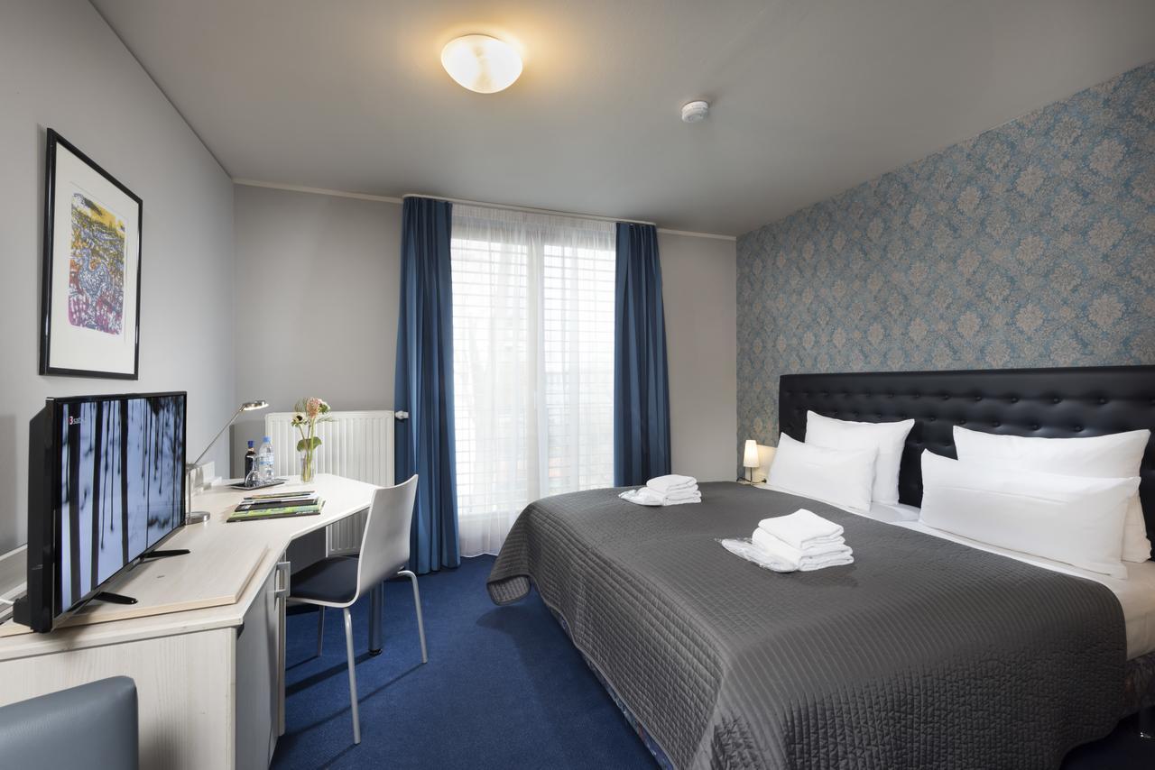 Hotel Ambassador-Berlin Gruenau Kültér fotó
