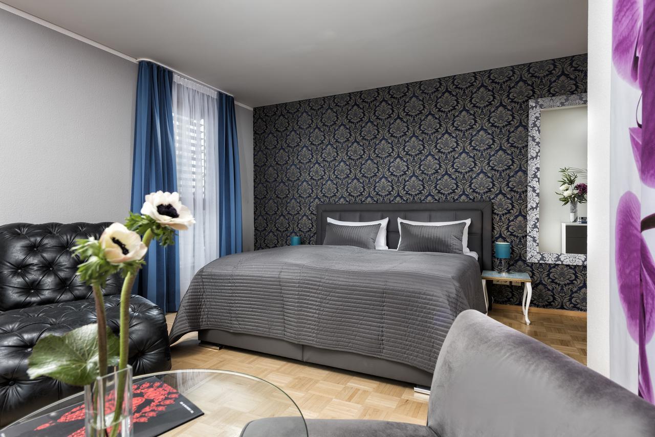 Hotel Ambassador-Berlin Gruenau Kültér fotó